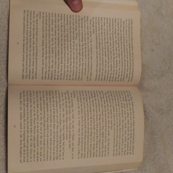 Snobs A Novel Of Modern Manners 2004 First Edition Paperback by Julian Fellows - Picture 4 of 5